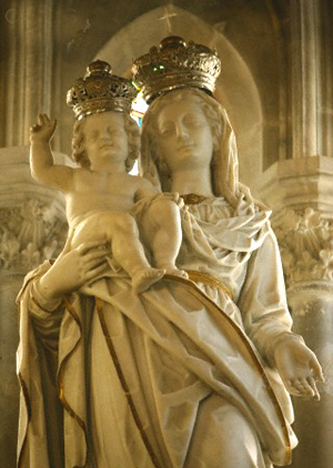 Our Lady with the Christ Child, Arles